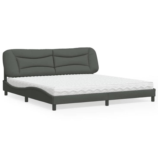 Säng med madrass mörkgrå 200x200 cm tyg